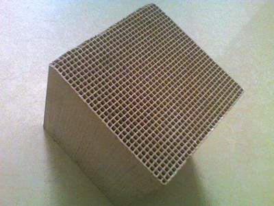  Honeycomb zeolite molecular sieve