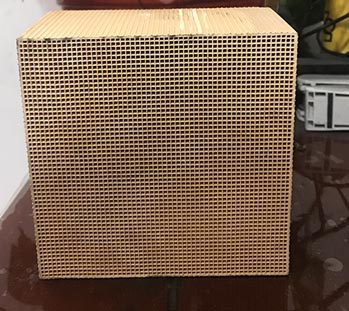  Honeycomb zeolite molecular sieve